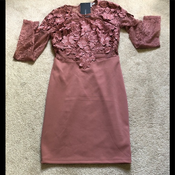 Dress - Picture 5 of 8